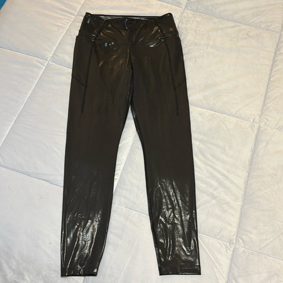 PINK Victoria's Secret Pants - VS PINK Active shiny black leggings size medium